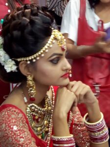 Bridal-Makeup-artist-bridal-pre-bridal-package-Andheri-mumbai-Reasonable-cost-Rs-3500 Andheri vile parle santacruz khar bandra family bridal package Rs 15000